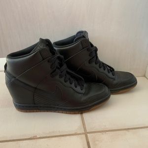 Nike Women’s Dunk Sky High Top Wedge, Size 8.5, Color -Black Leather